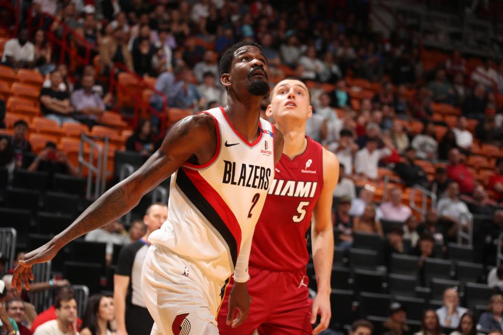 完全压制住 完全压制住